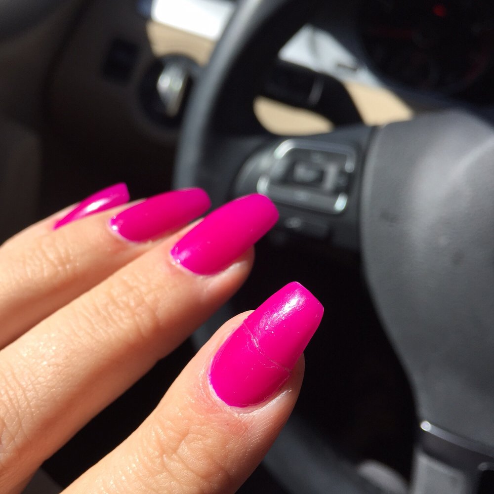 CDA Nails - Break and glue fix. Oh well #ratchet - Nail Salons Near Me - Coeur d'Alene, Idaho