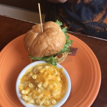 Thunderbird Cafe - Club - Breakfast & Brunch Near Me - McGaheysville, Virginia