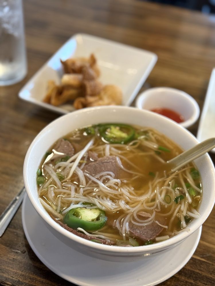 Pho Saigon Oldie