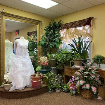 dress alterations virginia beach THE TAILOR SHOP - Updated July 2026 - 13 Photos & 32 Reviews - 315 N Great  Neck Rd, Virginia Beach, Virginia - Sewing & Alterations - Phone Number