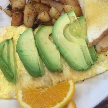Mande's Restaurant - Breakfast & Brunch Near Me - Mandeville, Louisiana