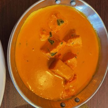 Norbu’s Himalayan Hut - Chicken makhani - Himalayan/Nepalese Near Me - Manitou Springs, Colorado