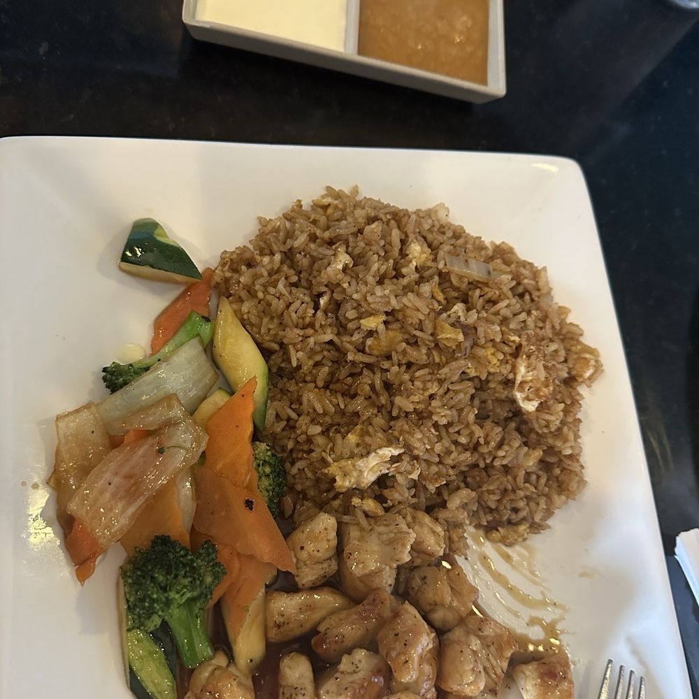 Kobi House - Chicken Hibachi lunch - Japanese Near Me - Hyannis, Massachusetts