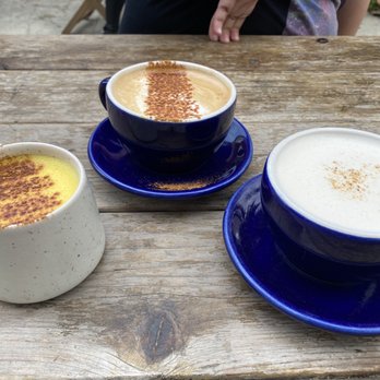 Blueys Kitchen - 12oz Turmeric latte, 12oz Chai latte, 12oz Lavender latte - Cafes Near Me - Santa Monica, California