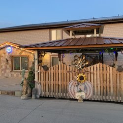 Harvest Motel - Front Entrance