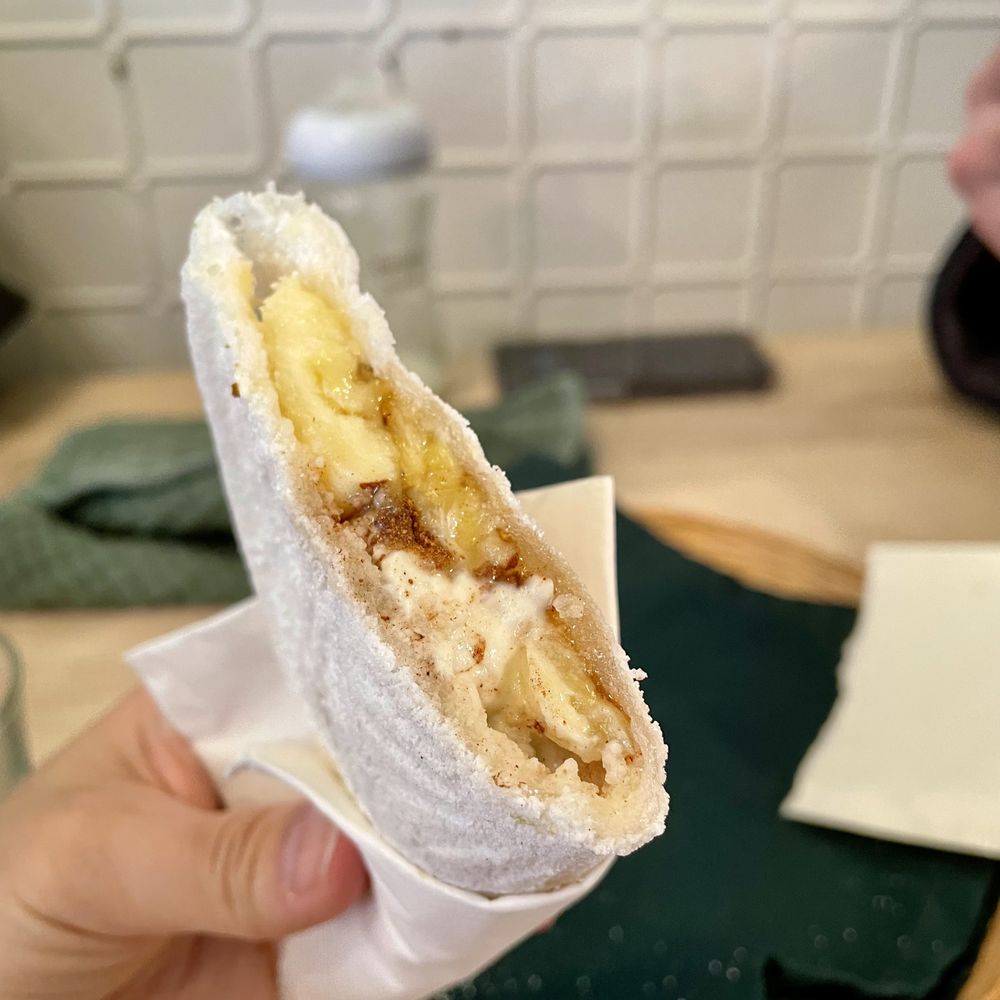 Om Plante - Inside of the car tola à la Plante sweet tapioca crepe / April 2024 - Vegan Near Me - Magog, Quebec Om Plante - Inside of the car tola à la Plante sweet tapioca crepe / April 2024 - Vegan Near Me - Magog, Quebec
