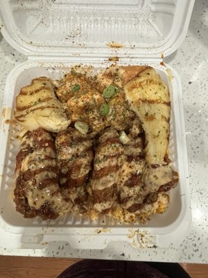 Dav’s Hotspot Restaurant + Lounge by null