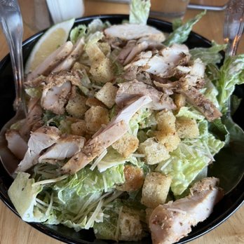 Koloa Pizza Kitchen + Bar - Chicken Caesar - really good except it had some dark meat chicken which I had to pick around. Still, I'd order it again! - Pizza Near Me - Koloa, Hawaii Koloa Pizza Kitchen + Bar - Chicken Caesar - really good except it had some dark meat chicken which I had to pick around. Still, I'd order it again! - Pizza Near Me - Koloa, Hawaii