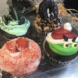 The Cake Jar shoppe - 4 pack of cupcakes