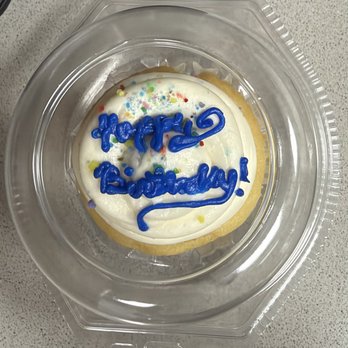 H-E-B - Birthday cake flavored cupcake - Grocery Near Me - Austin, Texas