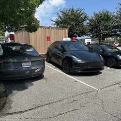 Tesla Supercharger - Oxford Tesla supercharging station
