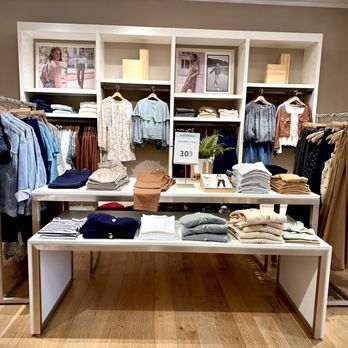 LOFT - Cute fall colors. - Women's Clothing Near Me - Gaithersburg, Maryland LOFT - Cute fall colors. - Women's Clothing Near Me - Gaithersburg, Maryland