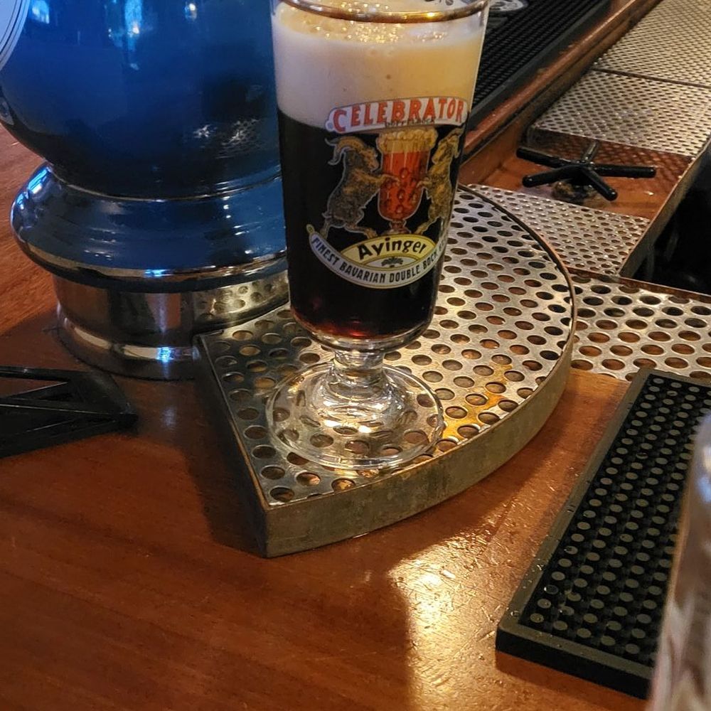 Stammtisch - Bar - German Near Me - Portland, Oregon