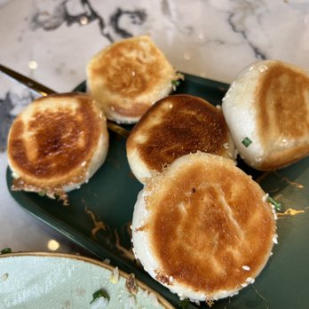 Supreme Dumplings - Pan fried pork buns - Shanghainese Near Me - Bellevue, Washington Supreme Dumplings - Pan fried pork buns - Shanghainese Near Me - Bellevue, Washington