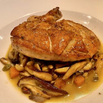 Fat Canary - Chicken with mushrooms and butternut squash - New American Near Me - Williamsburg, Virginia
