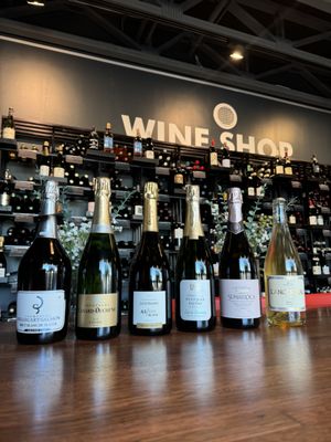 Azzurra Wine Bar by null