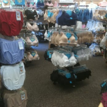 L'eggs Hanes Bali Factory Outlet - Men's Clothing Near Me - Branson, Missouri L'eggs Hanes Bali Factory Outlet - Men's Clothing Near Me - Branson, Missouri