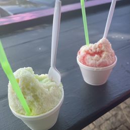 Sour Apple mixed with Pineapple with sweet creamon top. The other was Tiger Blood with sweet cream!!! Delish Sour Apple mixed with Pineapple with sweet creamon top. The other was Tiger Blood with sweet cream!!! Delish