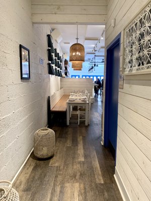 Kouzina Greek Taverna and Bar by null