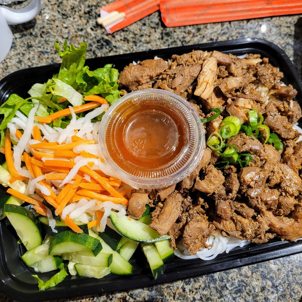 Vermicelli Bowl w/ Pork Vermicelli Bowl w/ Pork