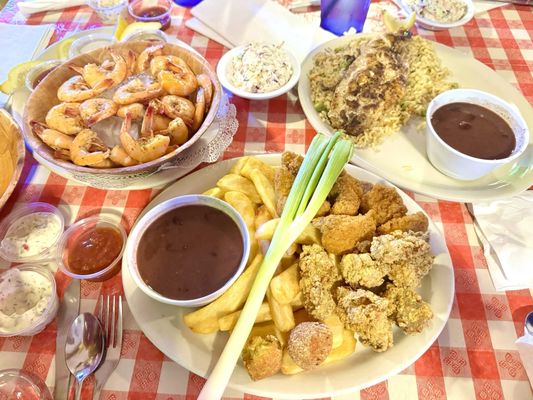Catfish Charlie's by null