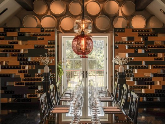 Merus Wines by null