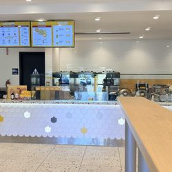 Somisomi - Front counter