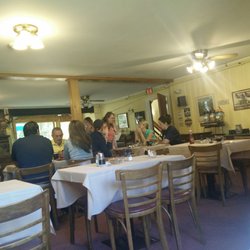 The Gray Ghost Inn - The cozy bfast area