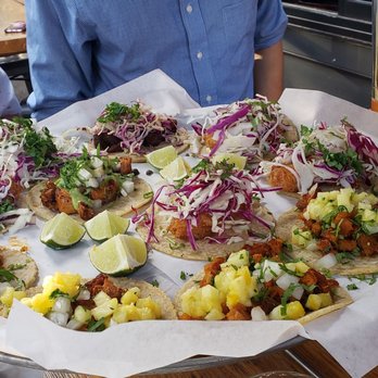Bakersfield Short North - Variety of $2 happy hour tacos - Bars Near Me - Columbus, Ohio Bakersfield Short North - Variety of $2 happy hour tacos - Bars Near Me - Columbus, Ohio