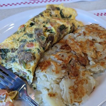 Club Diner - Gyro omelette with spinach, feta, tomato. A bit overcooked but a nice meal. I'll get the straight spinach omelette next time. - Diners Near Me - Bellmawr, New Jersey Club Diner - Gyro omelette with spinach, feta, tomato. A bit overcooked but a nice meal. I'll get the straight spinach omelette next time. - Diners Near Me - Bellmawr, New Jersey