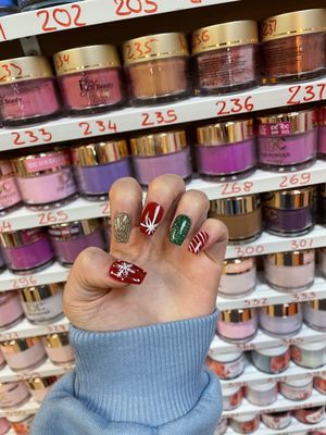 Four Season Nails