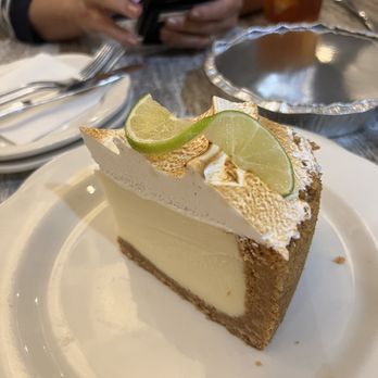 Luff's Fish House - Key lime pie - Seafood Near Me - Boca Raton, Florida