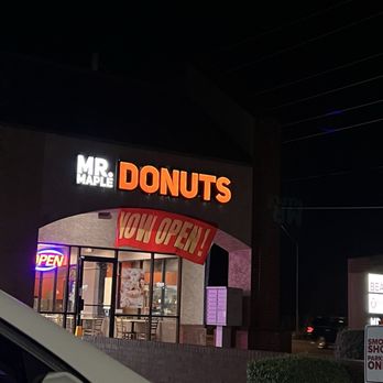 Mr Maple Donuts - Outside the new Mr. Maple Donuts! - Donuts Near Me - Phoenix, Arizona