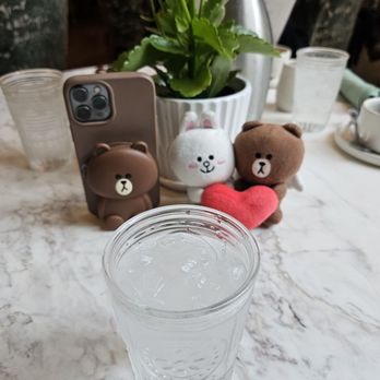 Primrose - Does Angel's phone cover remind you of someone??? - New American Near Me - Las Vegas, Nevada Primrose - Does Angel's phone cover remind you of someone??? - New American Near Me - Las Vegas, Nevada