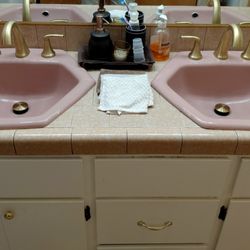 Arbeez Plumbing - 2 New Brass Luxury Faucets Installed