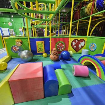 Luv 2 Play - Baby area - Indoor Playcenter Near Me - Calgary, Alberta