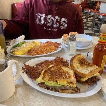 Dimples Diner - Breakfast - Breakfast & Brunch Near Me - Visalia, California