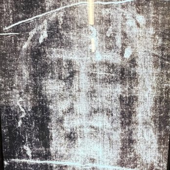 Biblical Times Theatre - Shroud of Turin - Dinner Theater Near Me - Pigeon Forge, Tennessee