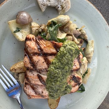 Parkers' Lighthouse - Mesquite Grilled Salmon - Seafood Near Me - Long Beach, California