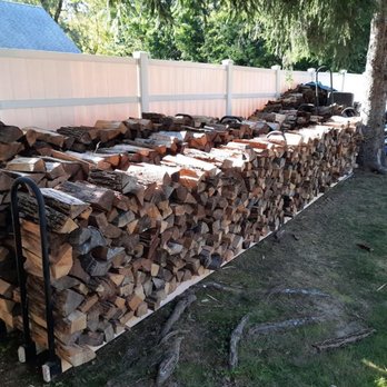 Willow Tree & Landscape Services - a pile of firewood - Landscaping Near Me - Hatboro, Pennsylvania Willow Tree & Landscape Services - a pile of firewood - Landscaping Near Me - Hatboro, Pennsylvania