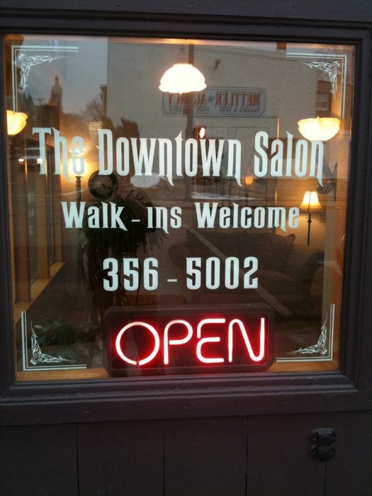 Downtown Salon Logo