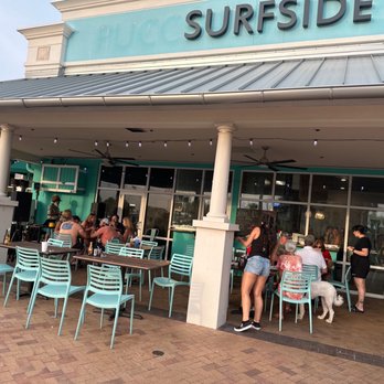 Surfside Kitchen - Empty tables but no service... - Pizza Near Me - St. Augustine, Florida