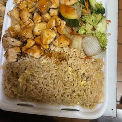 Yum Yum Main Street - Hibachi chicken
