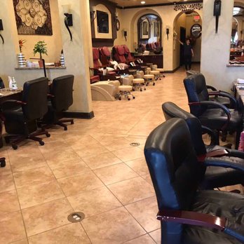 Charming Nails & Spa - Clean and calm environment for customers to relax after busy day. - Nail Salons Near Me - Mansfield, Texas