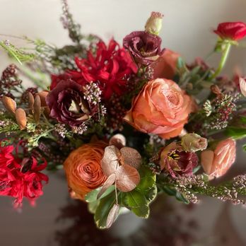 New Design Floral Ludemas - Florists Near Me - Grand Rapids, Michigan New Design Floral Ludemas - Florists Near Me - Grand Rapids, Michigan