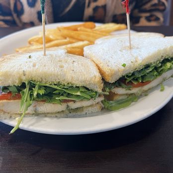 Wildflower Cafe - Chicken Sanwich - Breakfast & Brunch Near Me - Redondo Beach, California Wildflower Cafe - Chicken Sanwich - Breakfast & Brunch Near Me - Redondo Beach, California