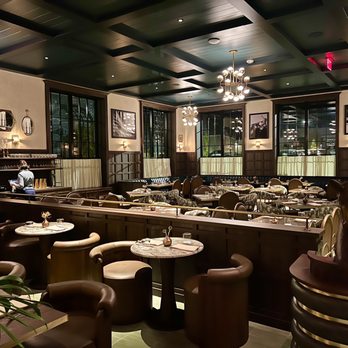 Granddam - Restaurant seating - Desserts Near Me - Lexington, Kentucky