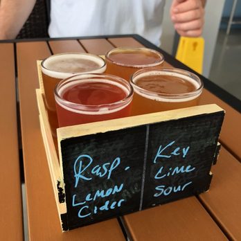 3 Daughters Brewing - Flight - Breweries Near Me - Clearwater, Florida