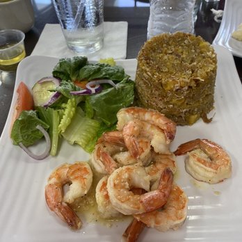 New York Caribbean Restaurant - Camarones al ajillo con mofongo - Caribbean Near Me - McAllen, Texas