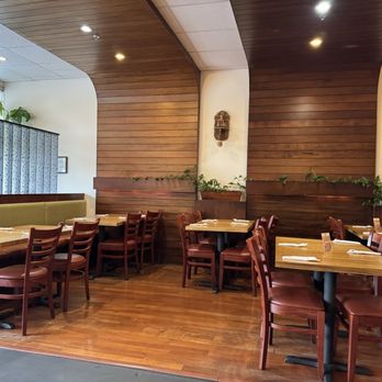 Siam Bistro - Seating are - Thai Near Me - Woodbridge, Virginia Siam Bistro - Seating are - Thai Near Me - Woodbridge, Virginia